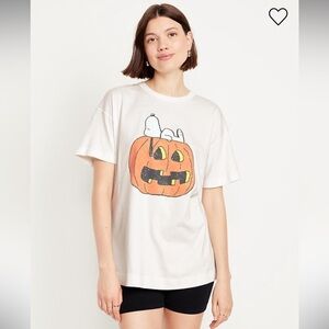 NWT Oversized Peanuts™
Snoopy Pumpkin T-Shirt unisex XL